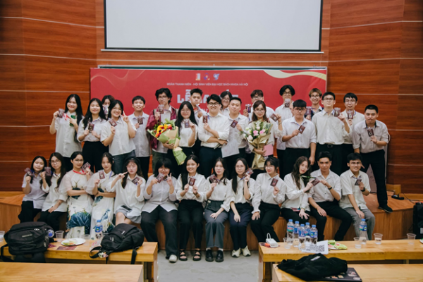 BAN CÁN SỰ NĂM NHẤT K69